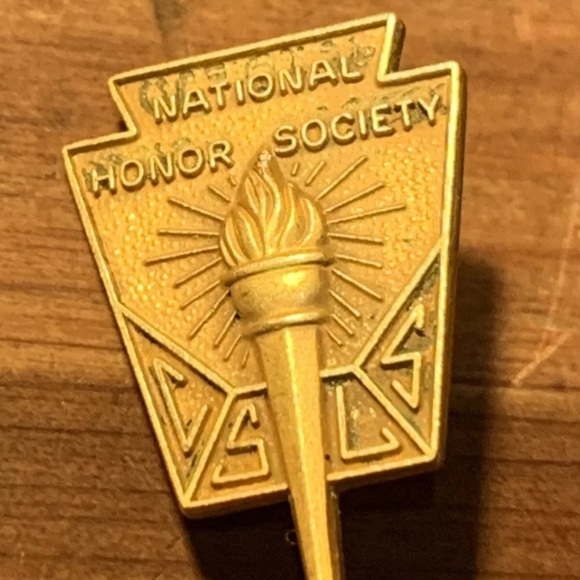 Antique 1920-1930 High School Pins & Pendant, Tonawanda, National Honor Society - Picture 7 of 16
